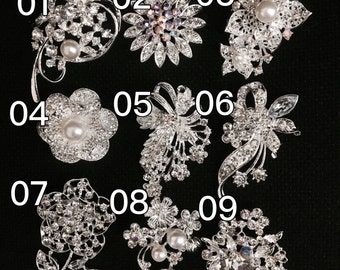 Clear Crystal Rhinestone flower  Brooch - Use for Wedding Bouquet / Bridal Sash / Flower Embellishment / Wedding Favor / Wholesale Brooch