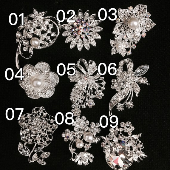 Clear Crystal Rhinestone flower  Brooch - Use for Wedding Bouquet / Bridal Sash / Flower Embellishment / Wedding Favor / Wholesale Brooch