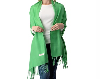 Kelly  Green Pashmina Scarf Shawl / Personalized Initial Shawl / Bridesmaid Shawl / Green Shawl / Bridal Shawl / Wedding Shawl / Bridal Wrap