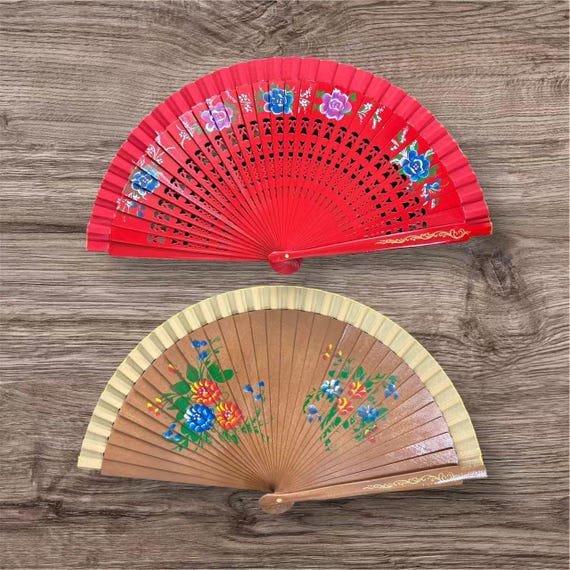 Spanish wood fan/ Vintage wood bling personalized date fan for vintage wedding party decor /personalized name fan/table wall setting
