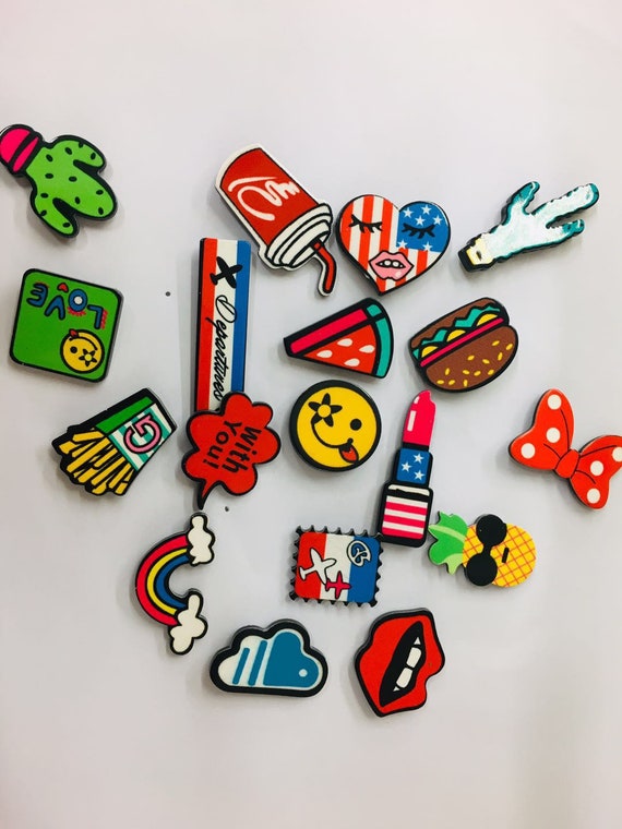 18 x Colorful Enamel Pins Set Lips Happy Face Fries Heart Badge Cartoon Brooches Women Girl Clothing Accessories, Jacket Pins, Animal Gift