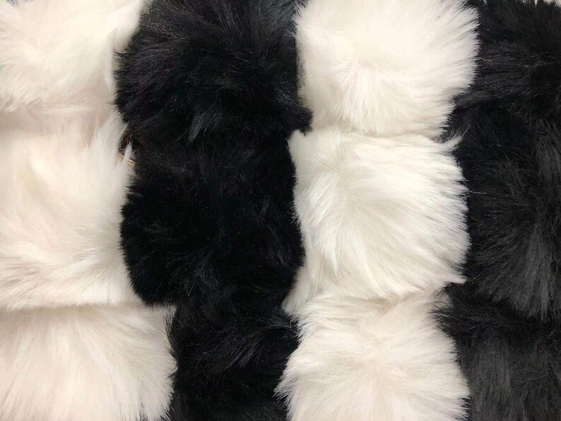 Set of 12 Black and white mixed color Pom Pom Fur Keychain Baby Shower Favor Game Prize Party Favor Guest Gift DIY Keychain
