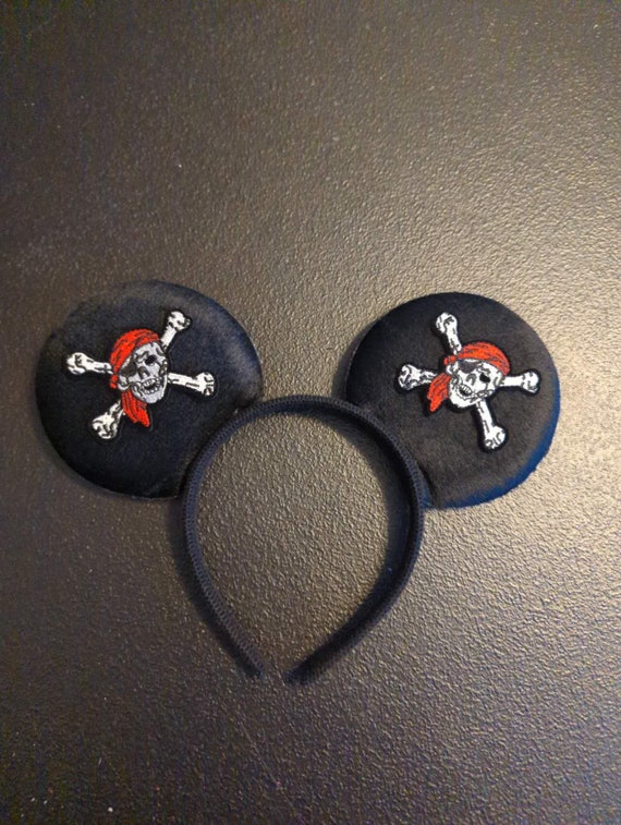 Pirates Mickey Ears, Pirates boy , Pirates Ears, Skull Mickey Ears, Pirates of the Carribean Mickey Ears, Disney Magic Cruise Ears