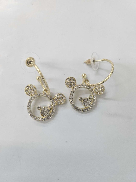 Super cute Mickey Minnie Stud earrings  for woman teen Jewelry Mini Mouse Animal Disney earrings /jewelry/ Disney Trip gift/ birthday gift