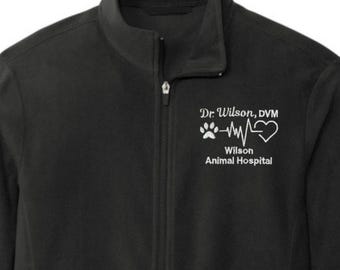 Custom Veterinary Fleece Jacket– Embroidered Name & Paw EKG Heart Design w/ Pockets (XS-4XL, Unisex Vet Apparel, DVM Vmd Rvt Graduation Gift