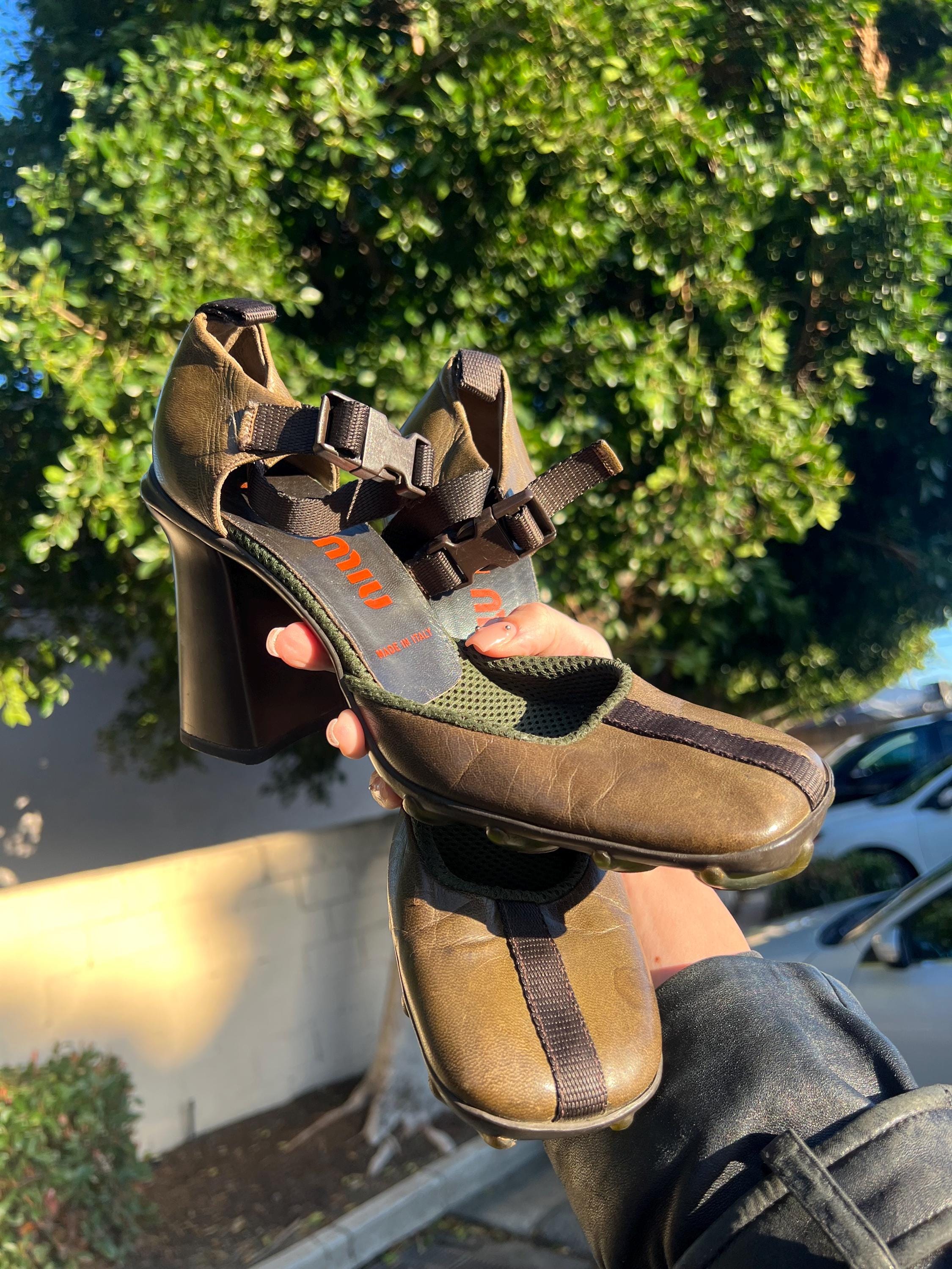 8/38 - FW 1999 Miu Miu Bubble Buckle Strap Mary Jane Heels - Etsy