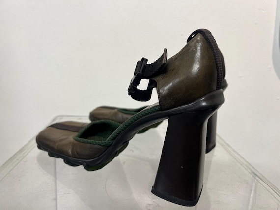 8/38 - FW 1999 Miu Miu Bubble Buckle Strap Mary J… - image 6