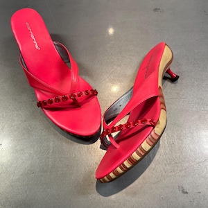 7.5/8 - Y2K Fornarina Hot Pink Button Wooden Kitten Heels