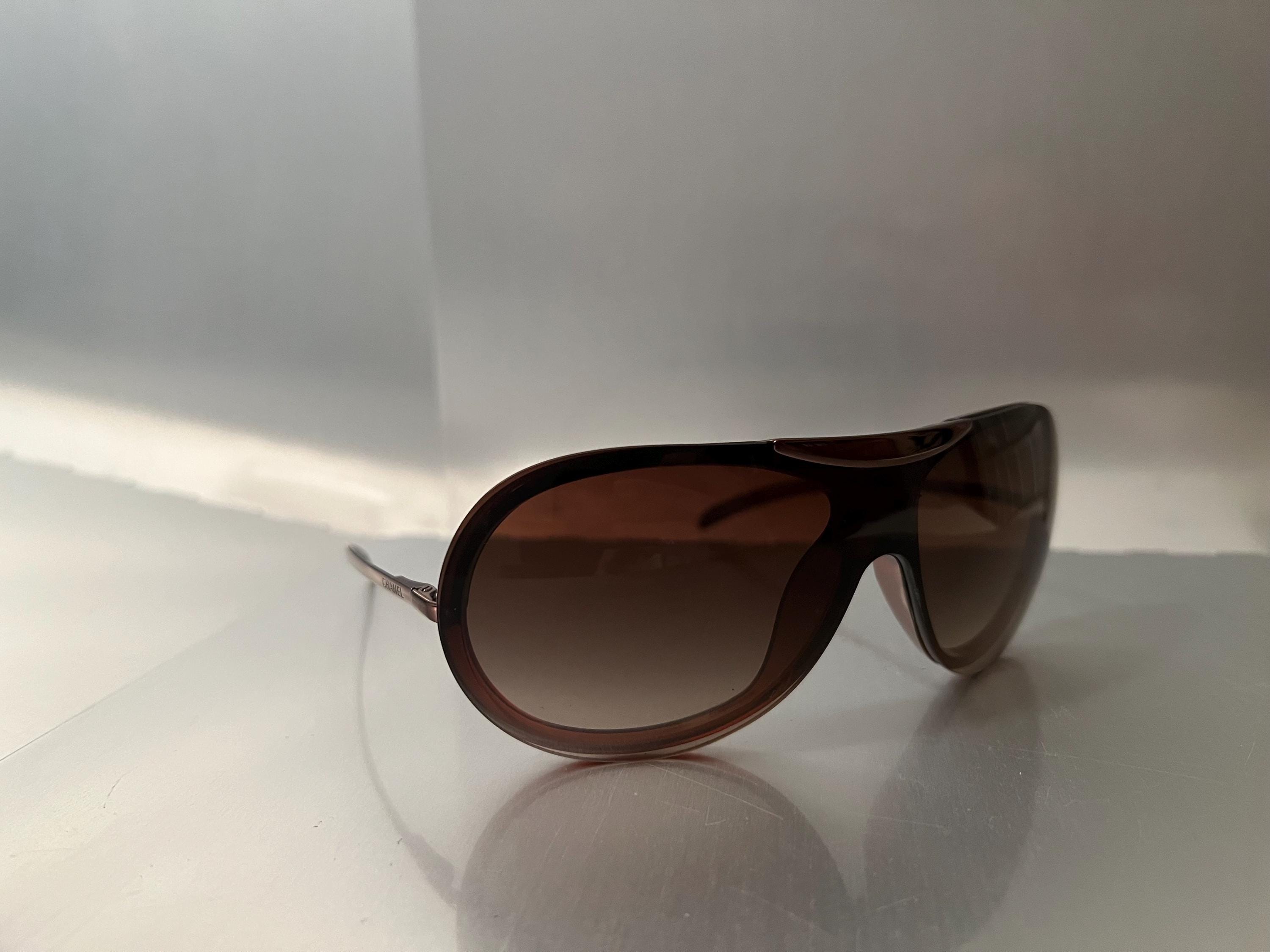 Iconic Y2K Chanel 6023 c.501/87 Shield Sunglasses Vintage Sunglasses Chanel - Etsy Norway main image 2