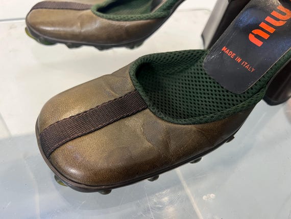 8/38 - FW 1999 Miu Miu Bubble Buckle Strap Mary J… - image 7