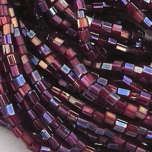 Perline di vetro esagonali ceche vintage 10/0 2 Cut Red Garnet AB / 2,1 mm / 6 fili/1-4-8 matasse/chilogrammi / #91120.