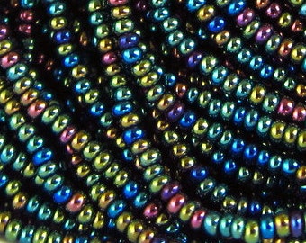 15/0 Green Iris Metallic | Czech Seed Beads 1.5 mm Rocailles | Options: 6 Strands & Hanks.