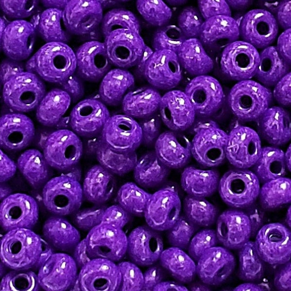 6/0 Purple Terra Intensive Dyed Opaque #16A28 . Preciosa Glass Czech Seed Beads 4mm Rocailles-E-Beads : 20-50-100-250-500 Grams.