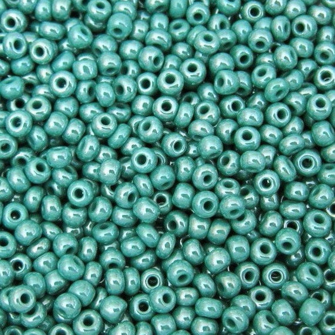 6/0 Turquoise Green Opaque Luster 4mm Czech Glass Seed - Etsy