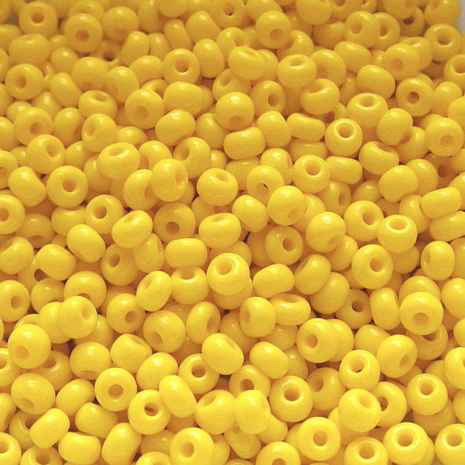 33050 бисер чехия. Бисер прециоза 83130. Бусины синие круглые. Бисер прециоза 53230. Бисер preciosa 33210.