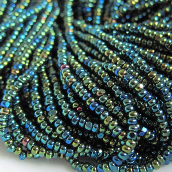 11//0 Charlotte Cut Preciosa Czech Green Iris Glass Seed Beads-full Hank