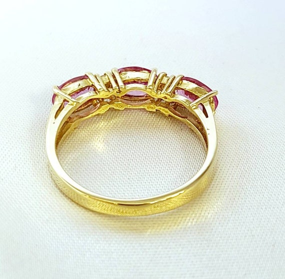 14 k yellow gold diamond and pink sapphire ring - image 8
