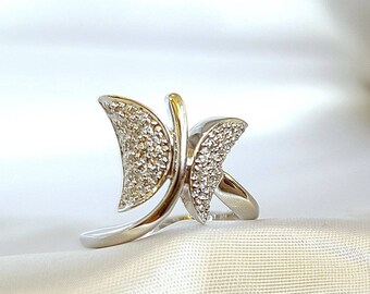 18 k white gold butterfly diamond ring