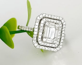 18kt white gold diamond ring.