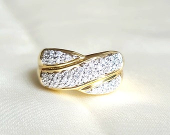 14kt yellow gold diamond cluster ring.