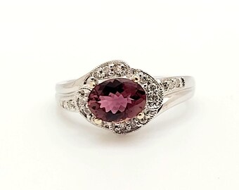 18kt white gold diamond and tourmaline ring