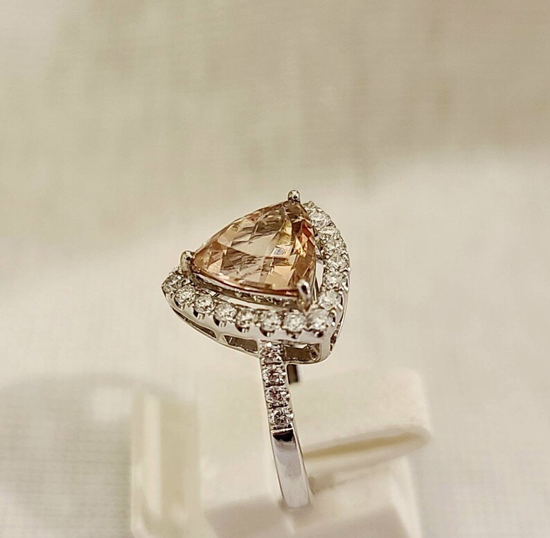 18k white gold morganite and diamond ring image 2