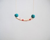 Red dots tube necklace