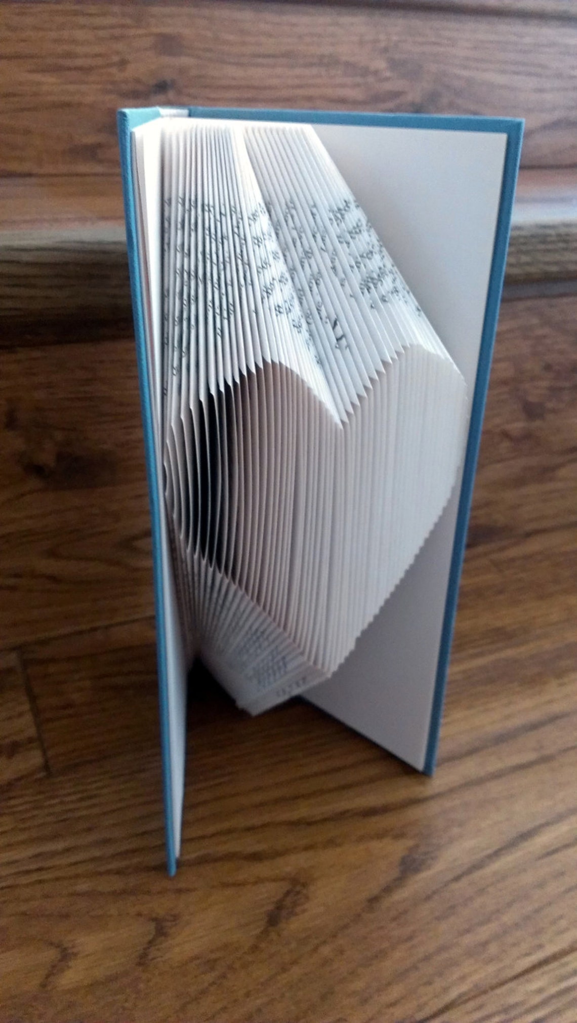 Book Folding Pattern HEART Design including Instructions for Book