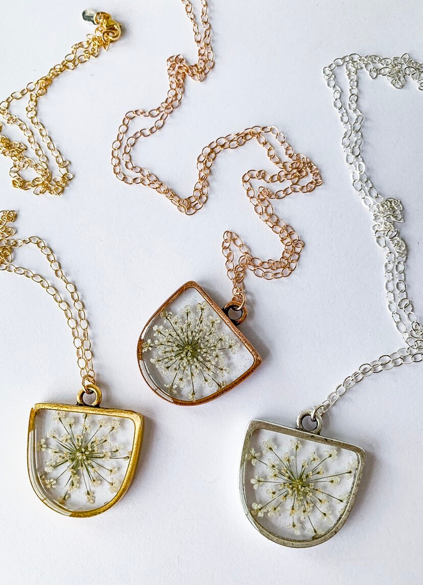 Queen Annes Lace necklace