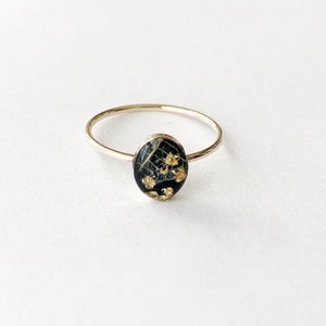 Armor of God ring gold filled ring floral and gold magnolia leaf delicate stacking ring zdjęcie 1