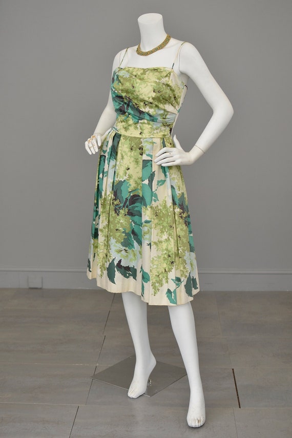 1950s 60s Water Color Hydrangea Floral Print Party