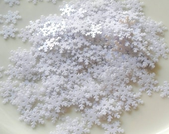 White Translucent Iridescent Holographic Snow Flake Snowflake Winter  Christmas Confetti Chunky Poly Glitter Epoxy Tumblers Ships USA C6-3-3