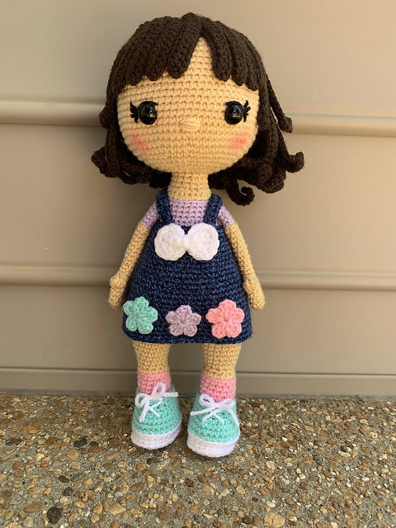 Ellie Doll Modello per bambola Amigurumi all'uncinetto immagine 4