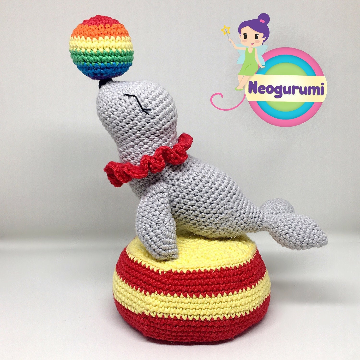 39 Seal Crochet Patterns for Ocean-Themed Amigurumi, Gifts, and Cozy Decor 29 Jazzy the Circus Seal