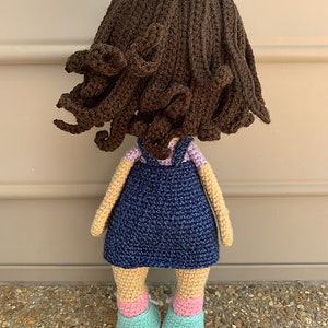 Ellie Doll Modello per bambola Amigurumi all'uncinetto immagine 6