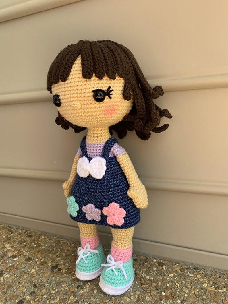 Ellie Doll Modello per bambola Amigurumi all'uncinetto immagine 5