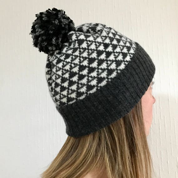 ladies knitted bobble hat