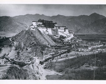 The Potala Dalai Lama Newark NJ Museum Residence Hidden World of Tibet Modern Postcard R000388 c1900