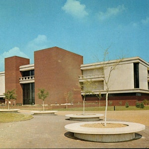 Edwardsville IL, Illinois, Southern Illinois University, Lovejoy Library, Unused, c1960s, Original Vintage Postcard LIB9968
