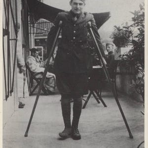 Grands auteurs, Ernest Hemingway, Adieu aux armes, portrait, littérature, carte postale moderne R171940