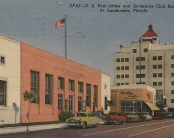 Fort Lauderdale, Floride, bureau de poste, Governors Club Hotel, 1957 Carte postale ancienne certifiée originale, FL001386