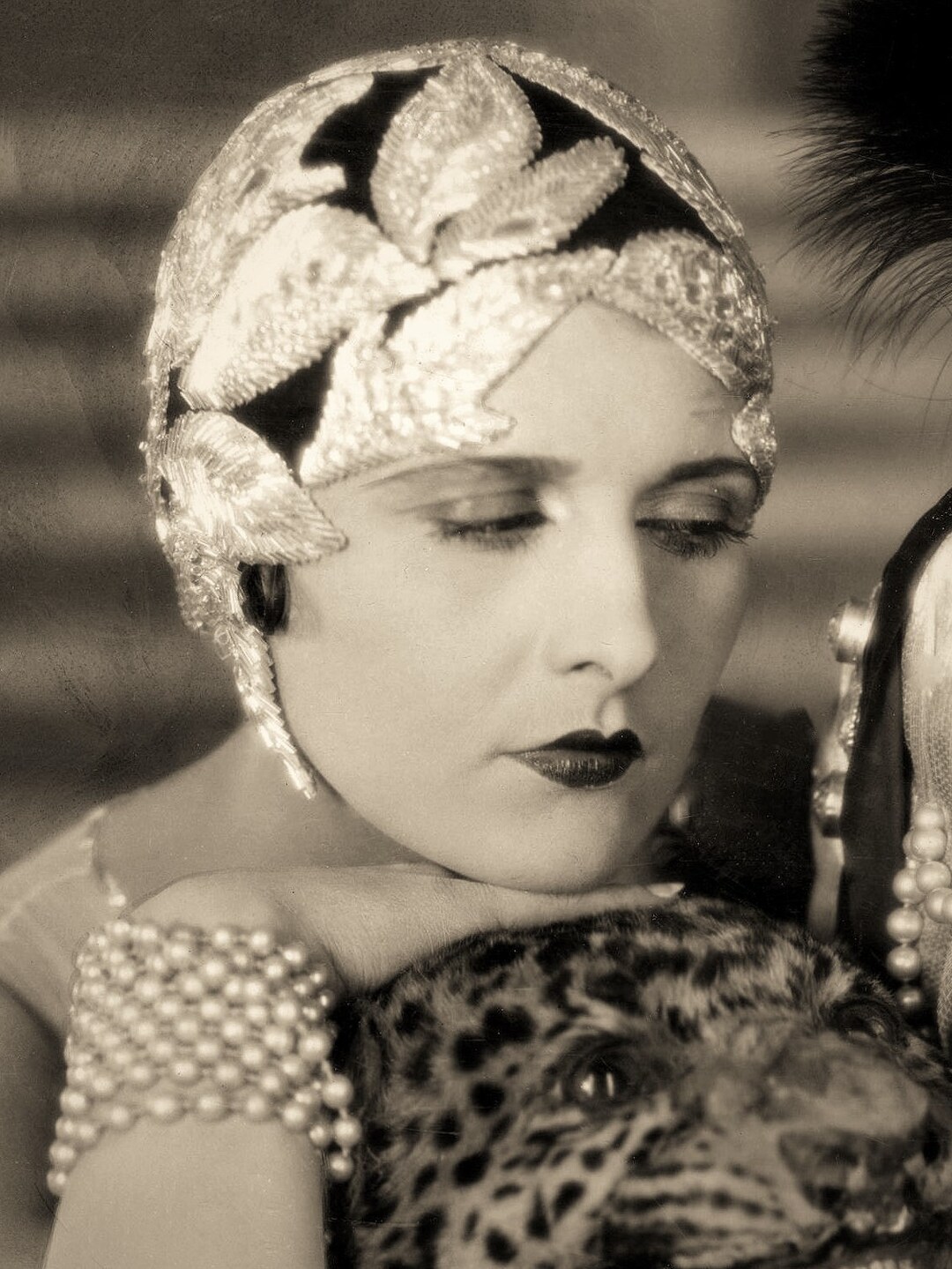 Evelyn Brent, Silent Film Star, Vamp, Celebrity, Sexy, 1920s, Travis
