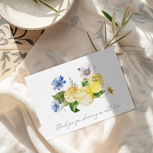 Cartão de agradecimento de limão, aniversário cítrico floral azul, chá de panela mediterrâneo, chá de bebê italiano, nota de agradecimento de batismo