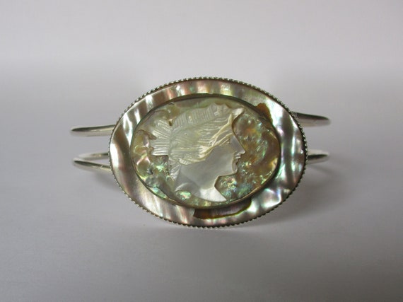 Antique Mother-of-Pearl Cameo With Double Abalone Hinged Bangle Bracelet/Hippie/Boho/Shabby Chic