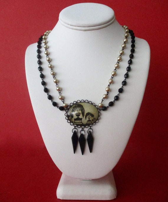 Vintage Victorian-Style Mourning Cameo  Necklace/… - image 1