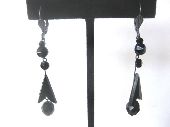 Pair of Victorian Black Vauxhall Glass Earrings - image 3