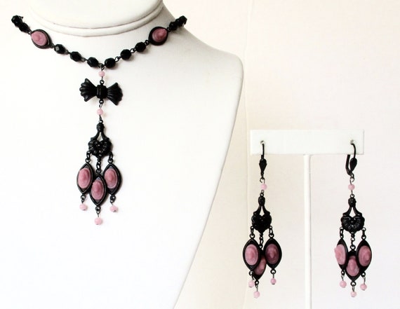 Vintage Jewelry Set:    Victorian-Style Runway Ch… - image 2