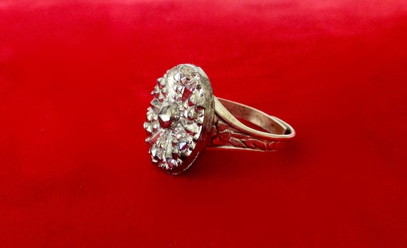 Vintage Adjustable Silver Tone Ring With Antique Bead