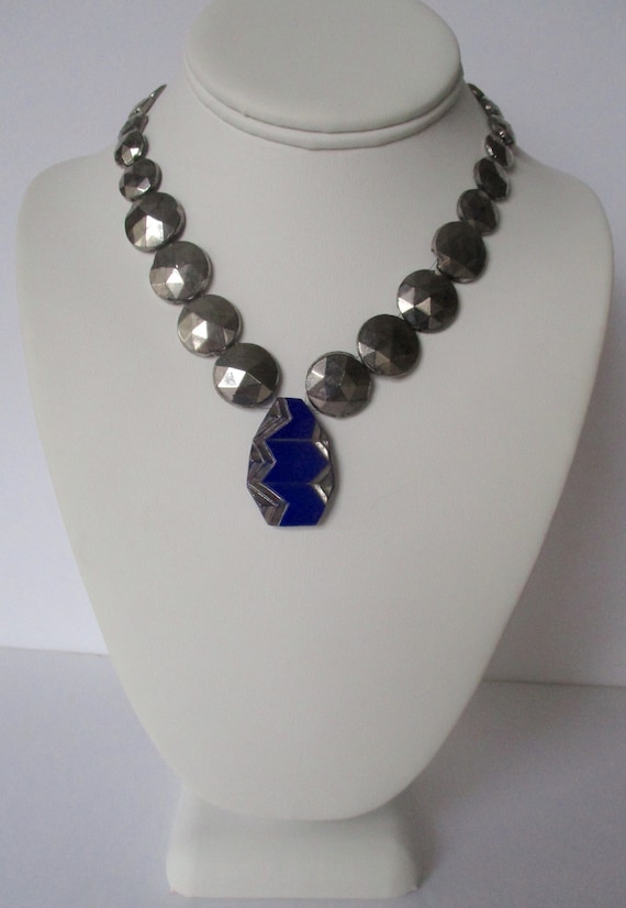Vintage Art-Deco Glass Choker/Necklace With Lapis-Lazuli Glass Pendant