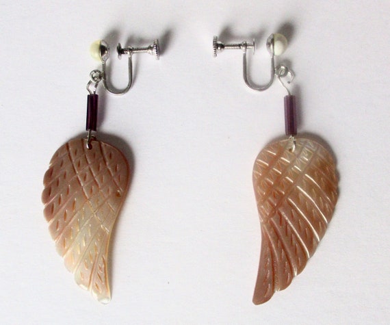 Pair of Vintage Mother-of-Pearl Screw Back Wing E… - image 3